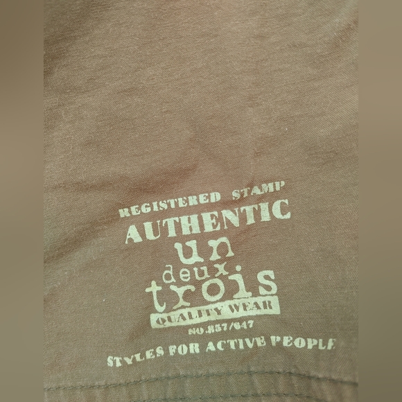 Authentic Un Deux Trois 2 Piece Outfit - Picture 13 of 13